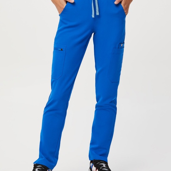 FIG SCRUB SET 💙 - Picture 2 of 5